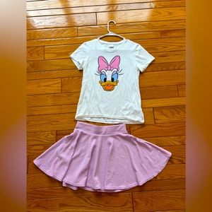 Daisy Duck outfit Cute for Disney
